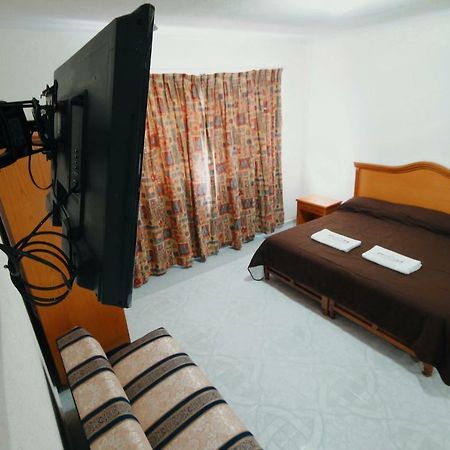 Hotel El Conquistador Monarca. Zitácuaro エクステリア 写真