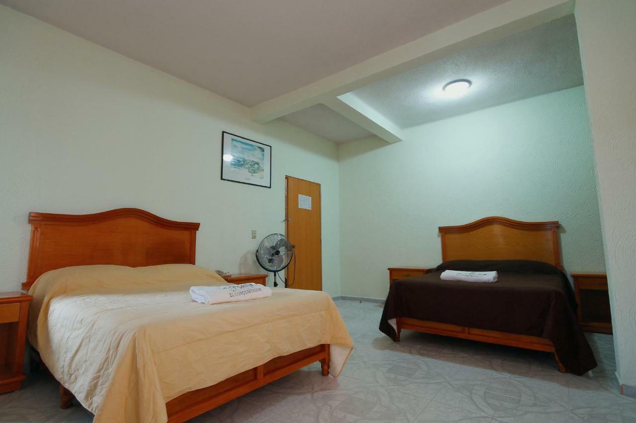 Hotel El Conquistador Monarca. Zitácuaro エクステリア 写真