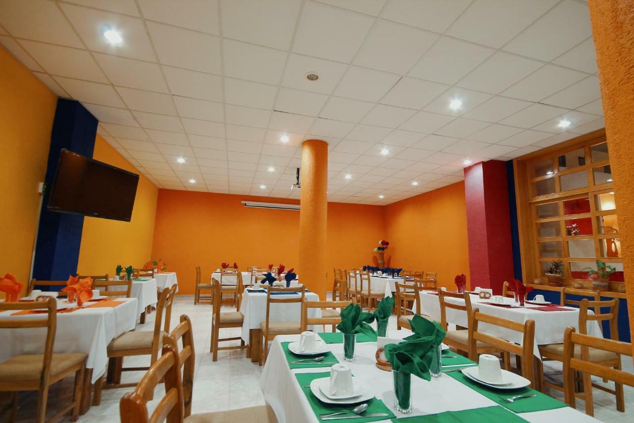 Hotel El Conquistador Monarca. Zitácuaro エクステリア 写真